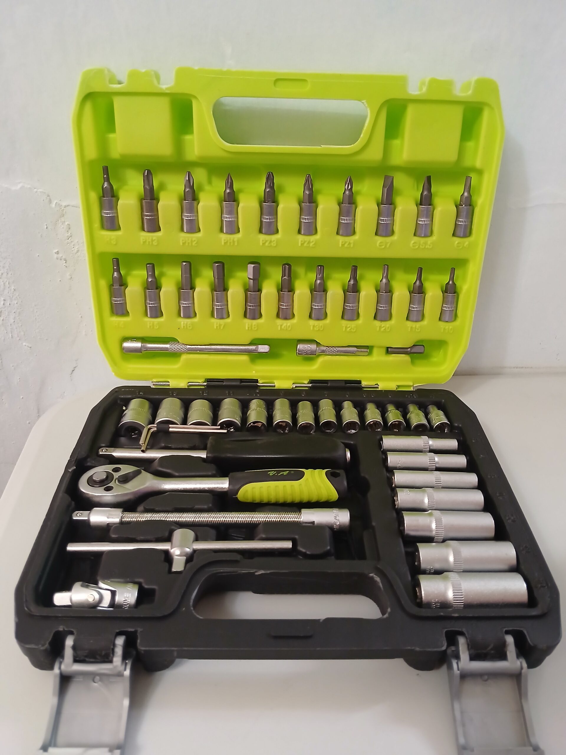 HERRAMIENTAS 53 PIEZAS