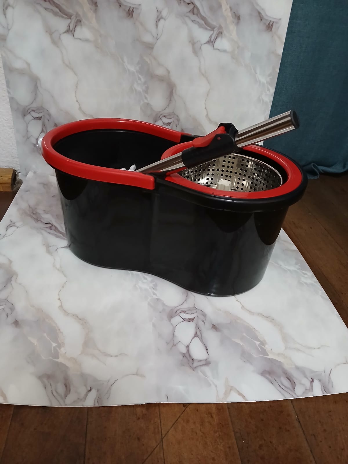 MOPA GIRATORIA COLOR NEGRO