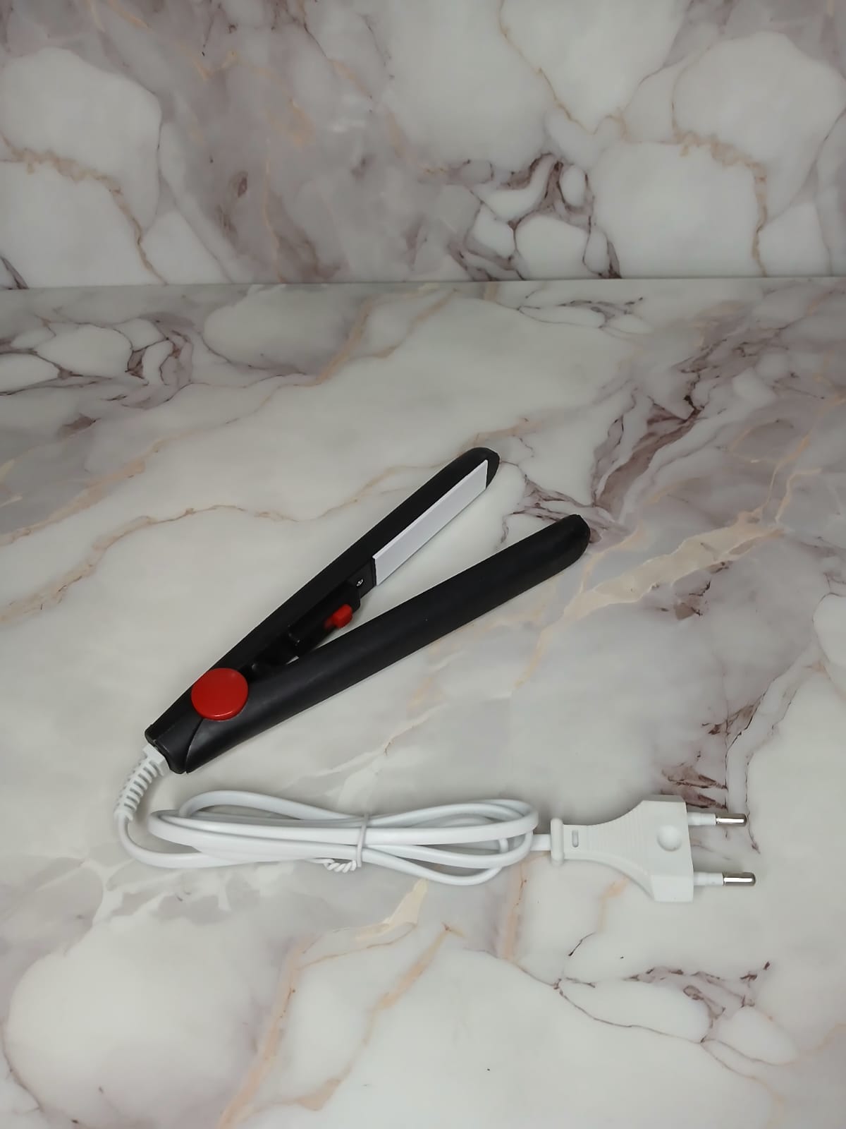 MINI PLANCHA PARA CABELLO NEGRA