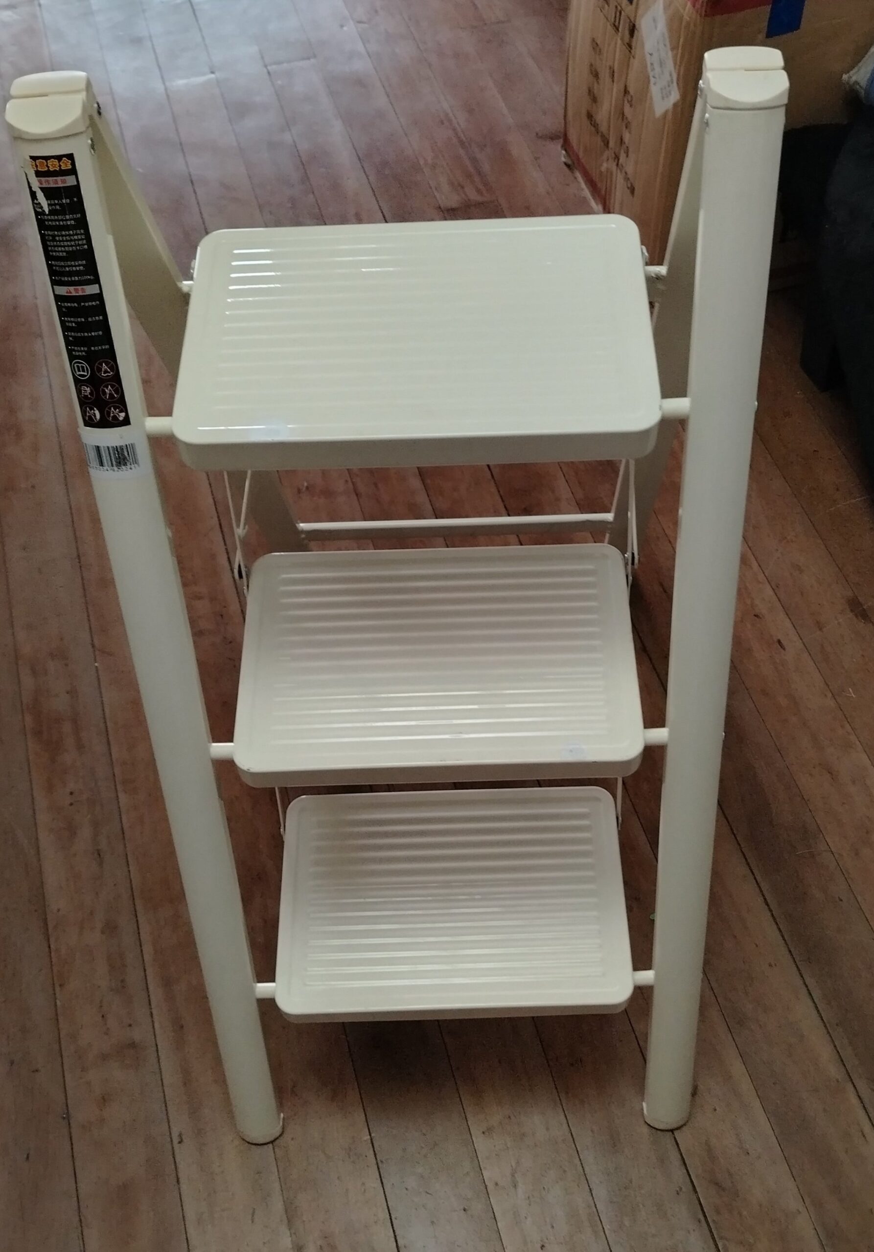 ESCALERA 3 NIVELES - Image 3